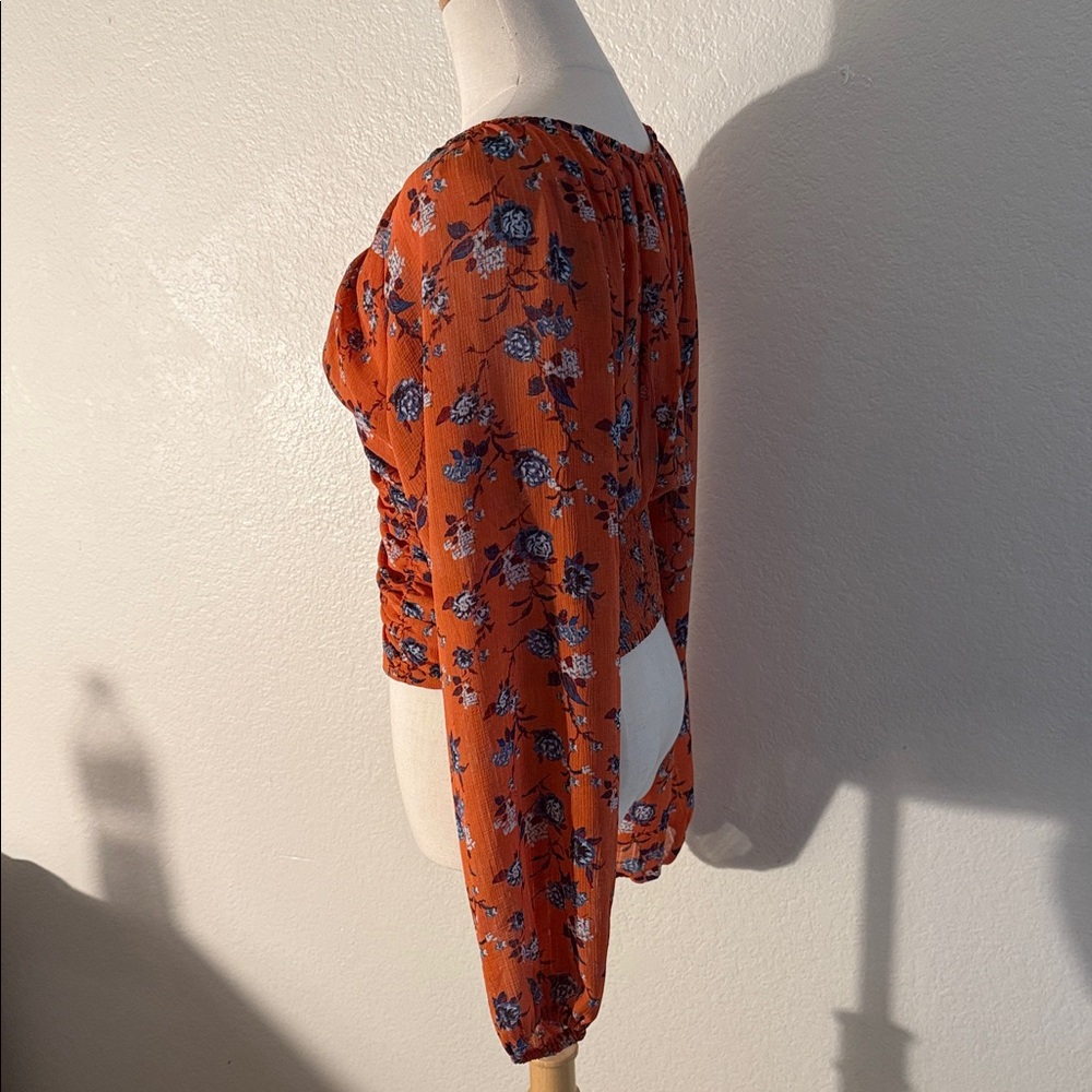 Floral Ruched Orange Top - Picture 2 of 3